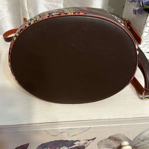 Nicole Lee Boho Barrel Shoulder Bag - Picture 5 of 13